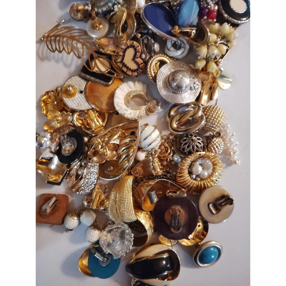 100++ Vintage To Modern Single Earring Craft Junk Lot#1